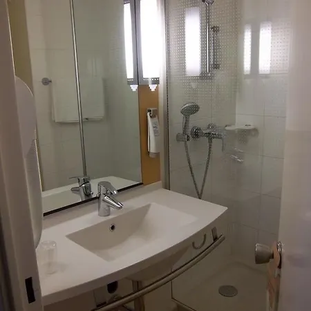 Hotel Ibis Centre Gare Sud